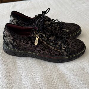 Spring Step L’ARTISTE NWOB Dani-Cheeta Black Leopard Print Sneakers